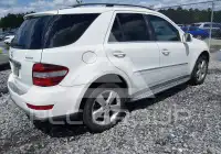 2010 Mercedes Benz ML 350 фото
