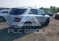 2010 Mercedes Benz ML 350 фото