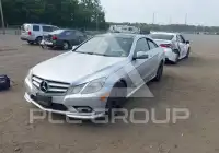 2010 Mercedes Benz E 550 photo