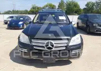 2010 Mercedes Benz GL 550 фото