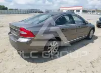 2010 Volvo S80 фото
