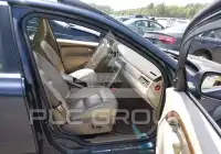 2010 Volvo XC70 photo