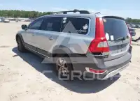 2010 Volvo XC70 photo