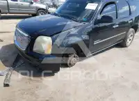 2010 GMC YUKON photo