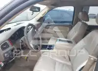 2010 GMC YUKON фото