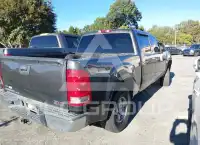 2010 GMC Sierra photo