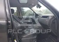 2010 Land Rover LR4 photo