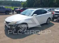 2010 Lexus IS250 photo