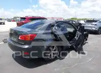 2010 Lexus IS250 photo