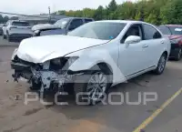 2010 Lexus ES350 photo