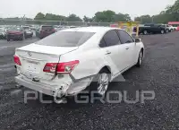 2010 Lexus ES350 photo
