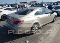 2010 Lexus ES350 фото