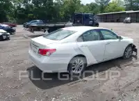 2010 Lexus ES350 photo