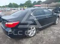 2010 Lexus LS460 photo
