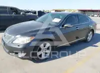 2010 Lexus LS460 photo