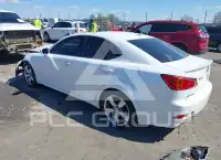 2010 Lexus IS350 photo