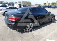 2010 Lexus IS350 photo