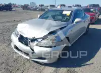 2010 Lexus IS350 photo