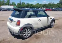 2010 Mini COOPER photo
