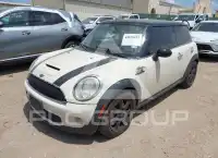 2010 Mini COOPER фото