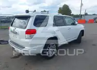 2010 Toyota 4 RUNNER photo