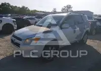 2010 Toyota RAV4 photo