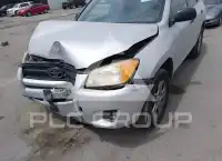 2010 Toyota RAV4 photo