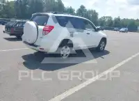 2010 Toyota RAV4 photo