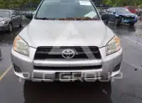 2010 Toyota RAV4 photo