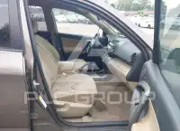 2010 Toyota RAV4 фото
