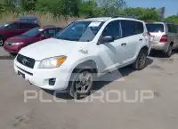 2010 Toyota RAV4 photo