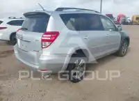 2010 Toyota RAV4 photo