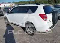 2010 Toyota RAV4 photo