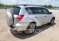 2010 Toyota RAV4 фото