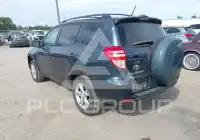 2010 Toyota RAV4 фото