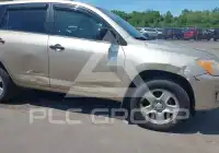2010 Toyota RAV4 photo