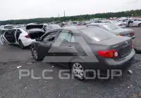 2010 Toyota COROLLA photo