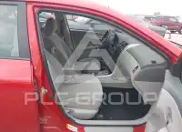 2010 Toyota COROLLA фото