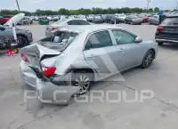 2010 Toyota COROLLA фото