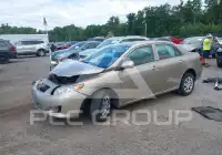 2010 Toyota COROLLA фото