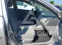 2010 Toyota COROLLA photo