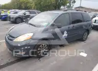 2010 Toyota SIENNA фото