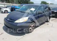 2010 Toyota SIENNA фото