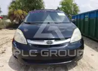 2010 Toyota SIENNA фото