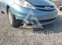 2010 Toyota SIENNA фото
