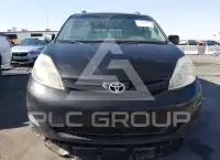 2010 Toyota SIENNA фото