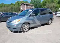 2010 Toyota SIENNA фото