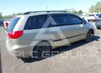 2010 Toyota SIENNA фото