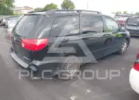 2010 Toyota SIENNA фото