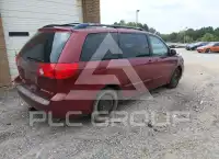 2010 Toyota SIENNA фото